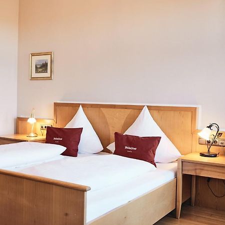 Hotel & Restaurant Waldschloss Пасау Екстериор снимка