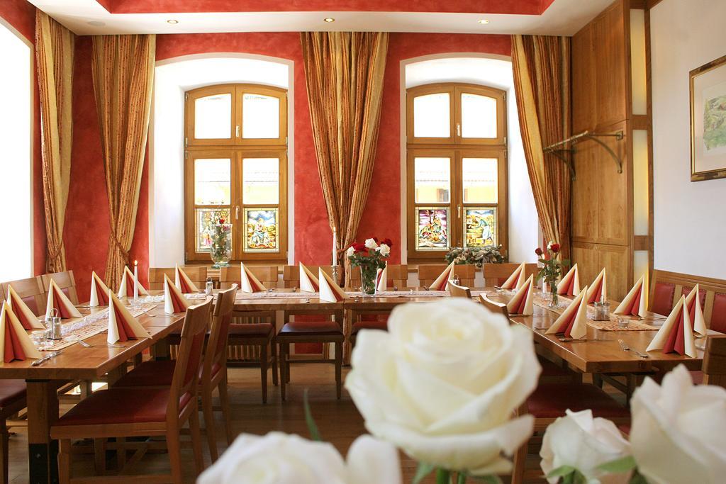 Hotel & Restaurant Waldschloss Пасау Екстериор снимка